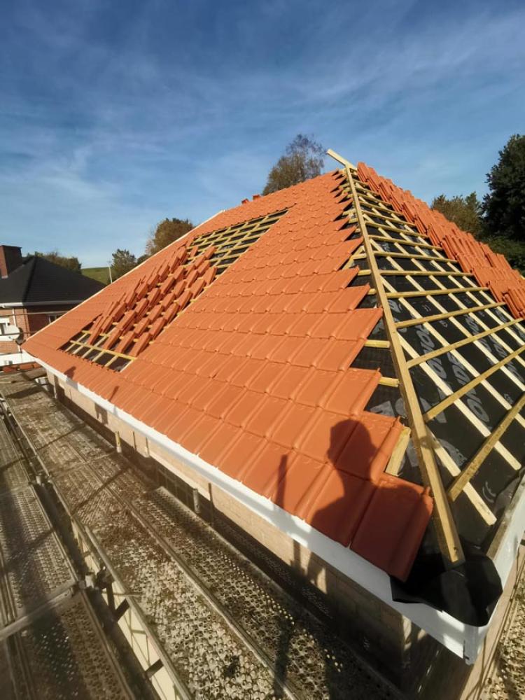 reconstruction de toiture et gouttieres en zinc à Calaisreconstruction de toiture et gouttieres en zinc à Calais